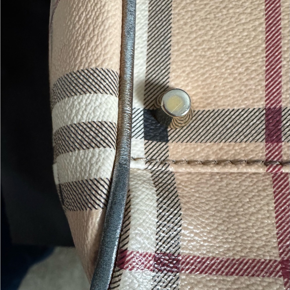 Burberry tote handbag - Picture 7 of 8